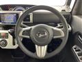 2015 Daihatsu WAKE
