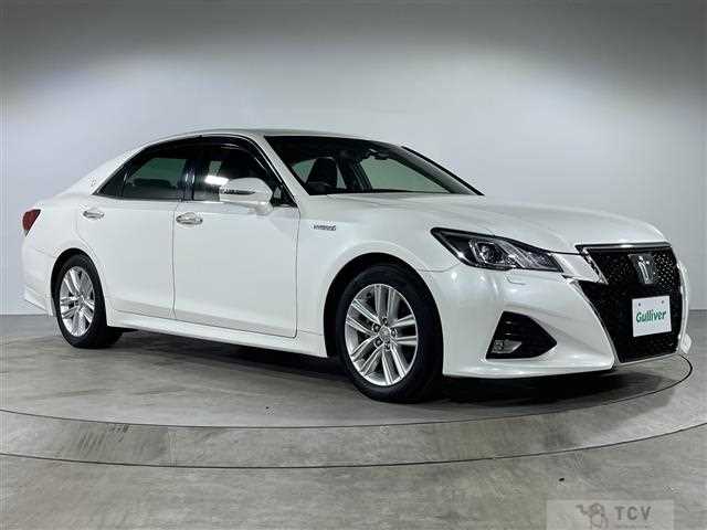2016 Toyota Crown Hybrid