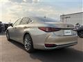 2020 Lexus ES