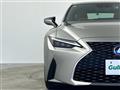 2021 Lexus IS