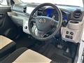 2017 Daihatsu Mira Es