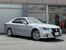 2015 Toyota Crown Hybrid