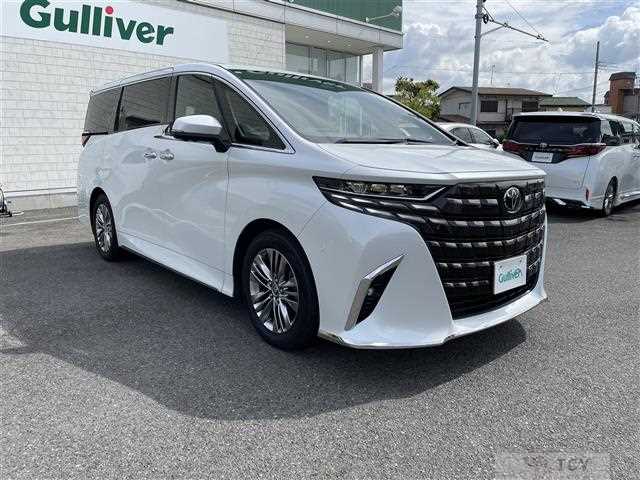 2023 Toyota Alphard Hybrid