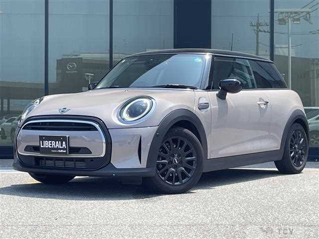2022 BMW MINI