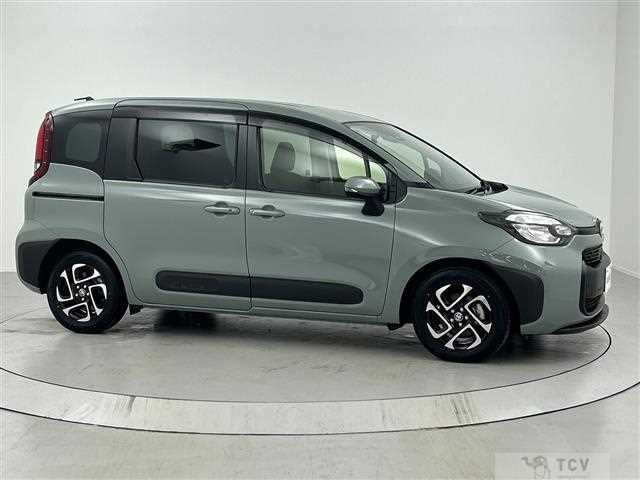 2023 Toyota Sienta