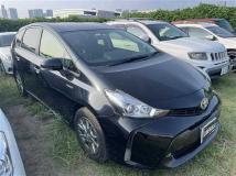 2016 Toyota PRIUS α