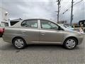 2005 Toyota Platz