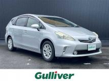 2013 Toyota PRIUS α