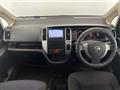 2009 Nissan Serena