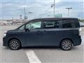 2013 Toyota Voxy