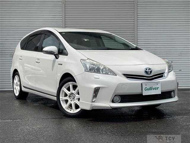 2011 Toyota PRIUS α