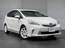2011 Toyota PRIUS α