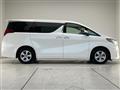 2016 Toyota Alphard