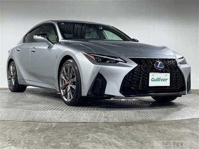 2021 Lexus IS