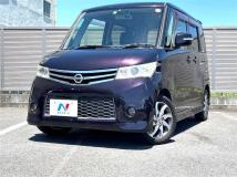 2012 Nissan ROOX