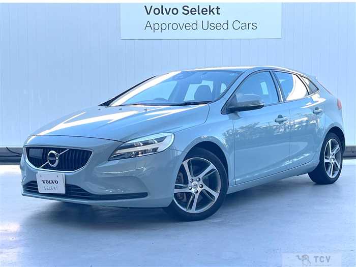 2017 Volvo V40