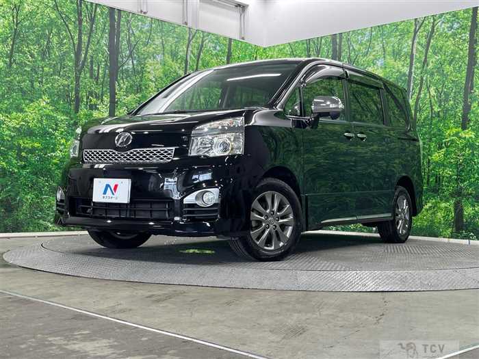 2013 Toyota Voxy