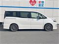 2016 Toyota Voxy