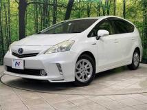 2013 Toyota PRIUS α