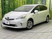 2012 Toyota PRIUS α