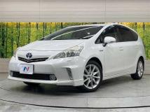 2013 Toyota PRIUS α