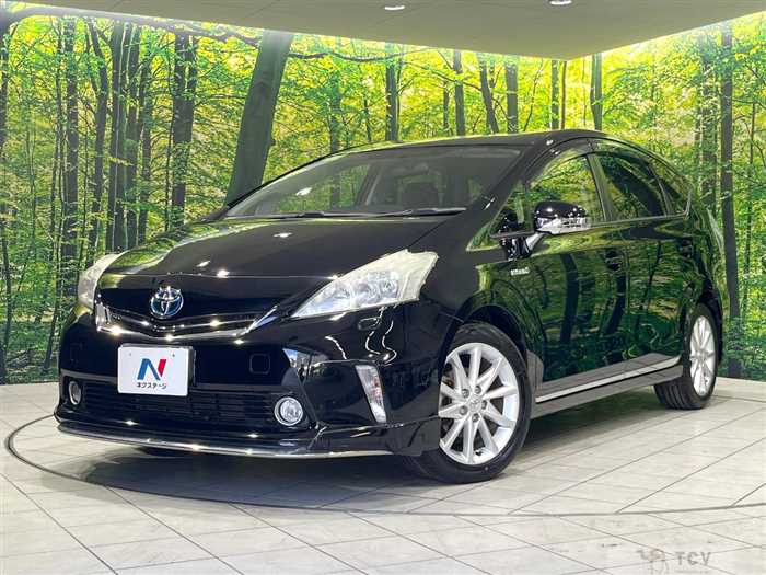 2013 Toyota PRIUS α