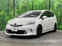 2013 Toyota PRIUS α