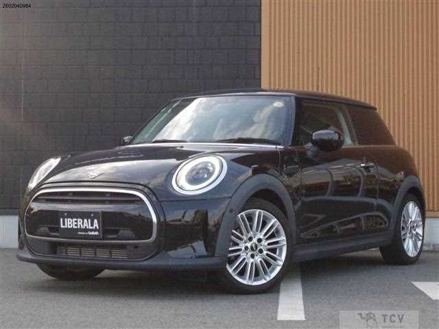 2022 BMW MINI