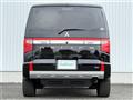 2019 Mitsubishi Delica D5