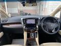 2019 Toyota Alphard Hybrid