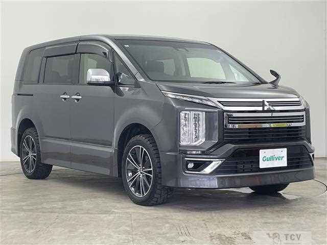 2019 Mitsubishi Delica D5