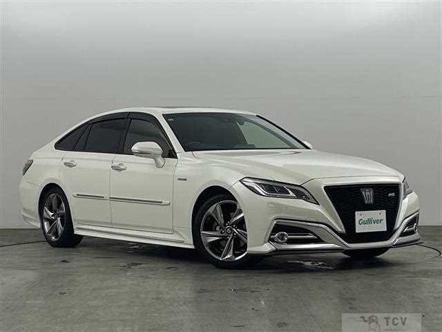 2018 Toyota Crown Hybrid