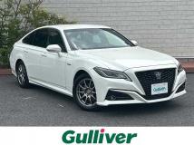2020 Toyota Crown Hybrid