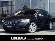 2019 Volvo V40