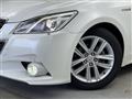 2015 Toyota Crown Hybrid