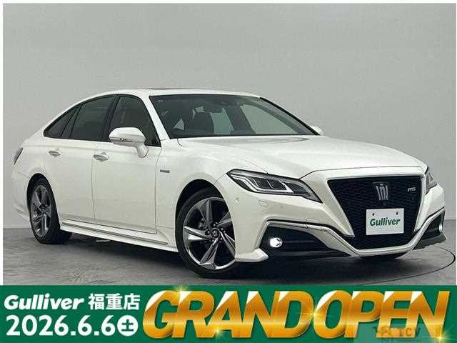 2018 Toyota Crown Hybrid