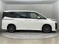 2025 Toyota Voxy