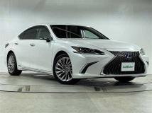 2019 Lexus ES