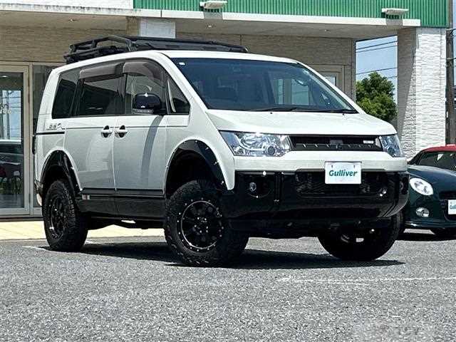 2017 Mitsubishi Delica D5
