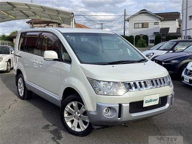 2013 Mitsubishi Delica D5