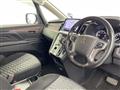 2020 Mitsubishi Delica D5