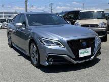 2018 Toyota Crown Hybrid