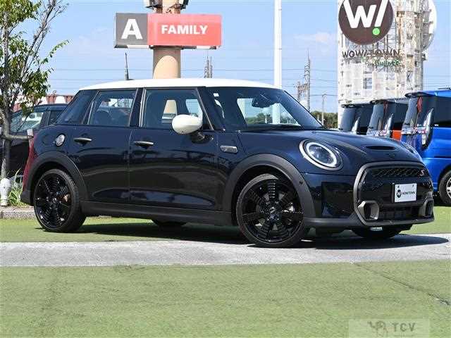 2023 BMW MINI