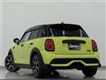 2022 BMW MINI