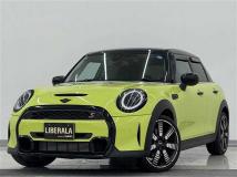2022 BMW MINI