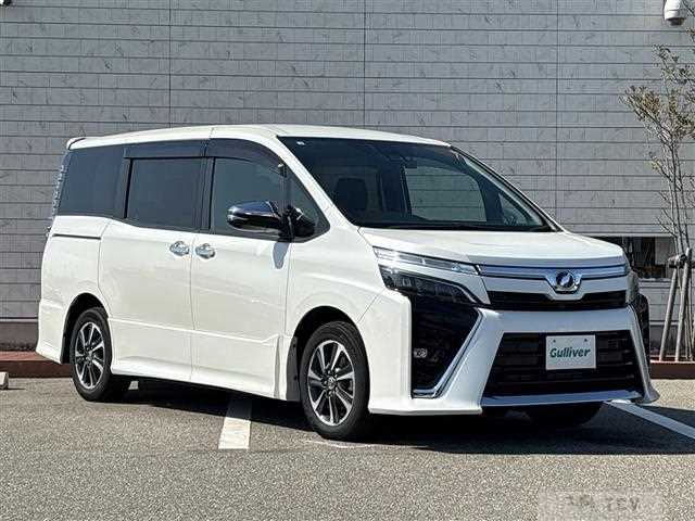 2019 Toyota Voxy