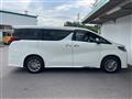 2022 Toyota Alphard Hybrid