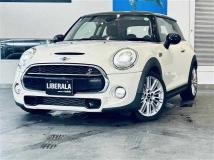 2017 BMW MINI