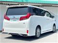 2022 Toyota Alphard Hybrid