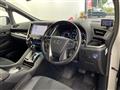 2021 Toyota Alphard Hybrid